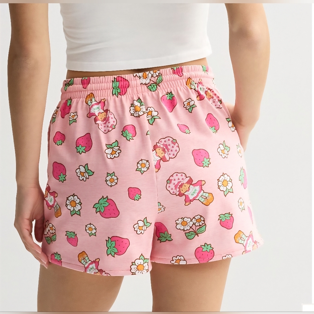 NWT! Strawberry Shortcake Print Lounge Shorts Size M Junior - Picture 2 of 7